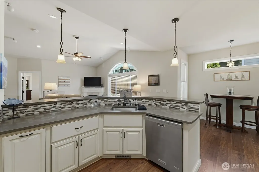 404 Ridgewood Drive Manson WA 98831