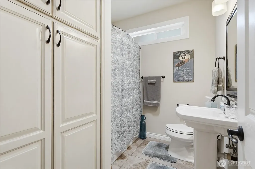 404 Ridgewood Drive Manson WA 98831