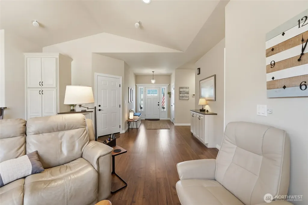 404 Ridgewood Drive Manson WA 98831
