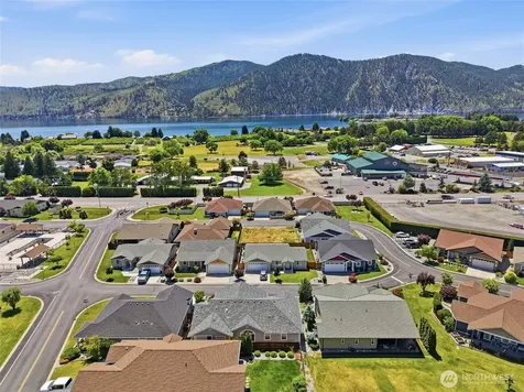 404 Ridgewood Drive Manson WA 98831
