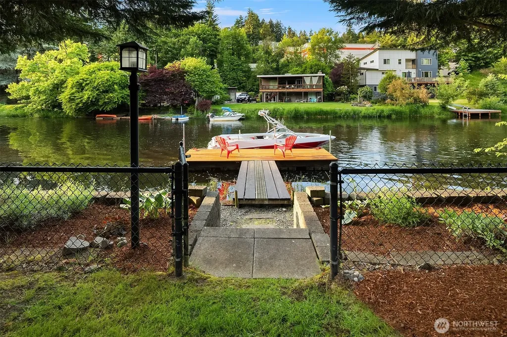 9004 NE 170th Street Kenmore WA 98028