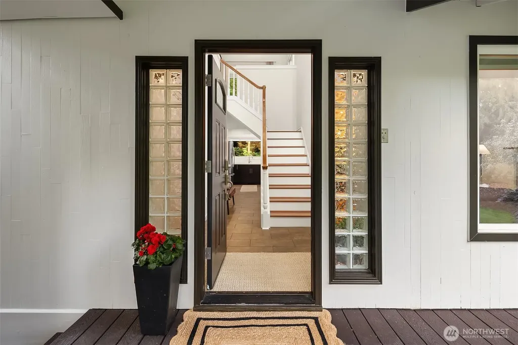 9004 NE 170th Street Kenmore WA 98028