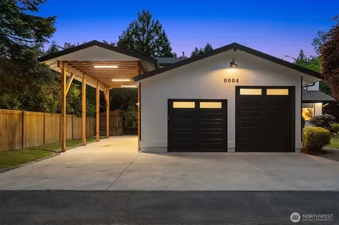 9004 NE 170th Street Kenmore WA 98028
