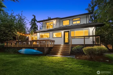 9004 NE 170th Street Kenmore WA 98028
