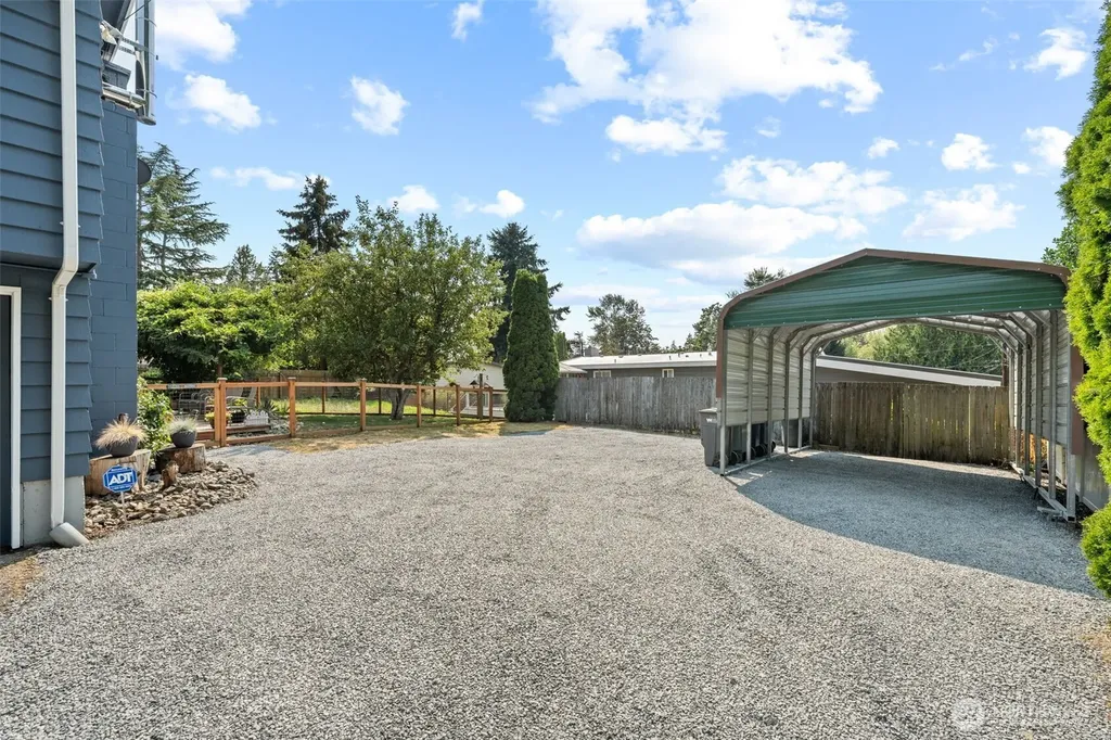 2118 160th Place SW Lynnwood WA 98087