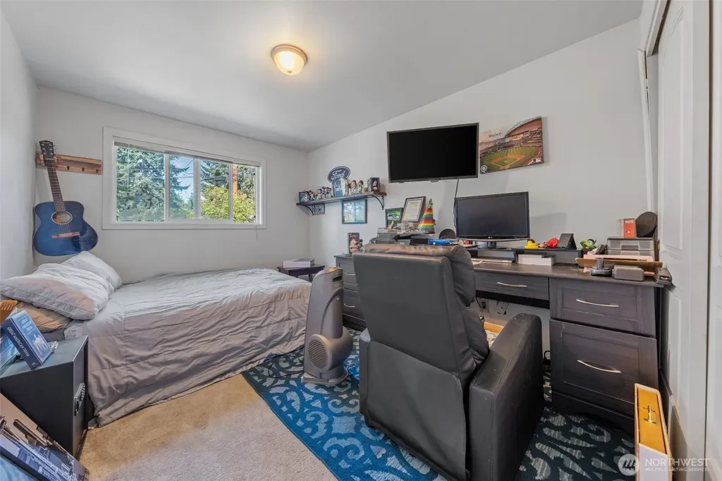 2118 160th Place SW Lynnwood WA 98087