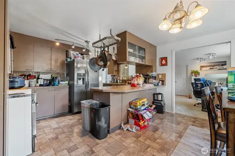 2118 160th Place SW Lynnwood WA 98087