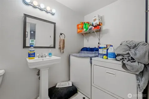 2118 160th Place SW Lynnwood WA 98087