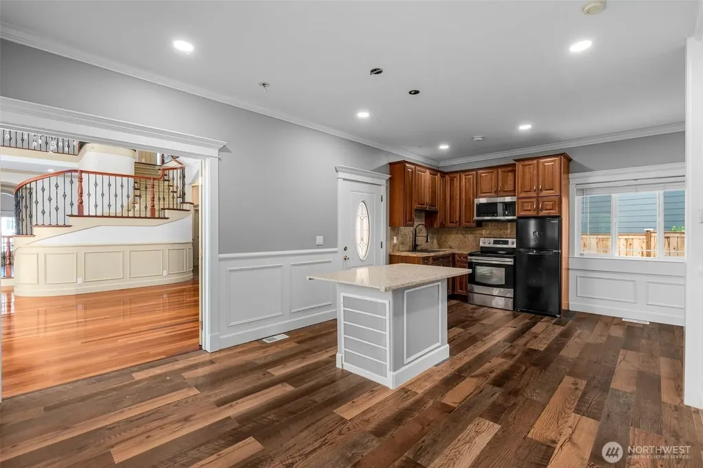 4131 153rd Ave SE Bellevue WA 98006