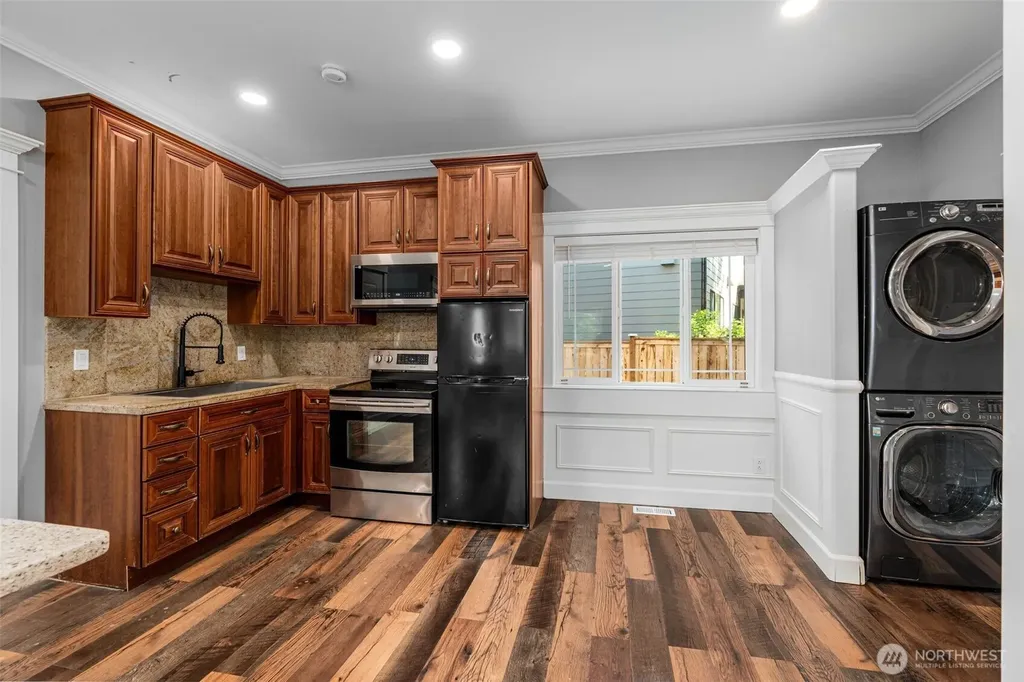 4131 153rd Ave SE Bellevue WA 98006