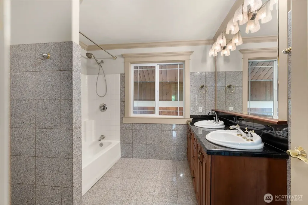 4131 153rd Ave SE Bellevue WA 98006