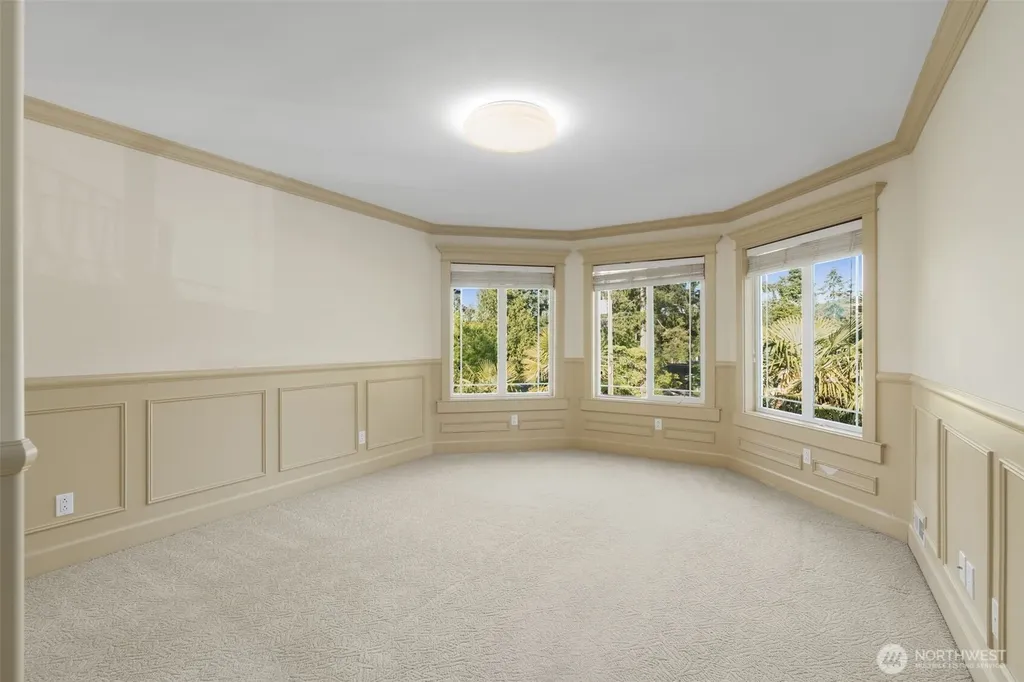 4131 153rd Ave SE Bellevue WA 98006