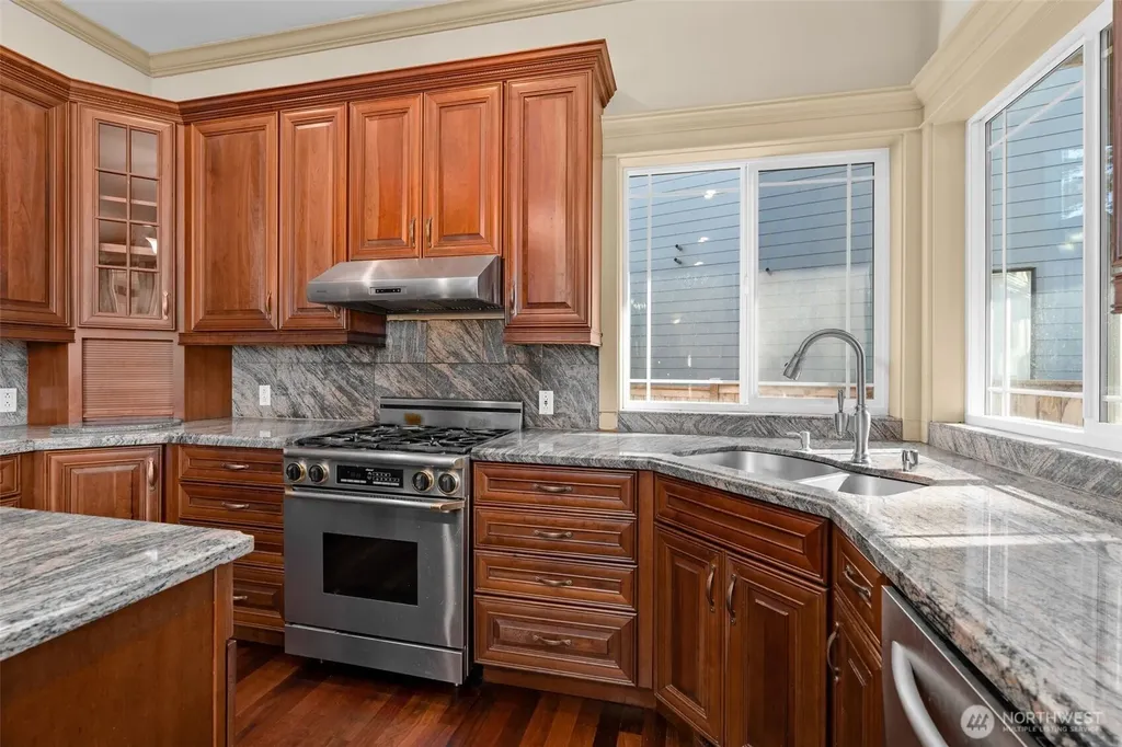 4131 153rd Ave SE Bellevue WA 98006