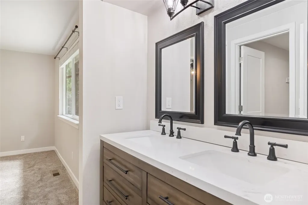 6906 43rd Street Ct NW Gig Harbor WA 98335