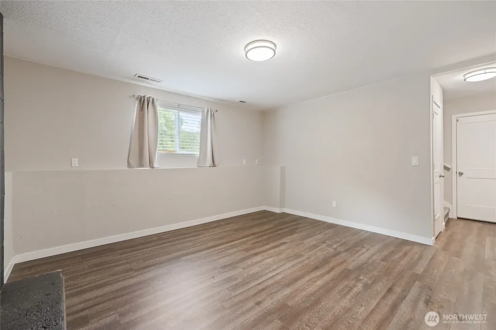 6906 43rd Street Ct NW Gig Harbor WA 98335