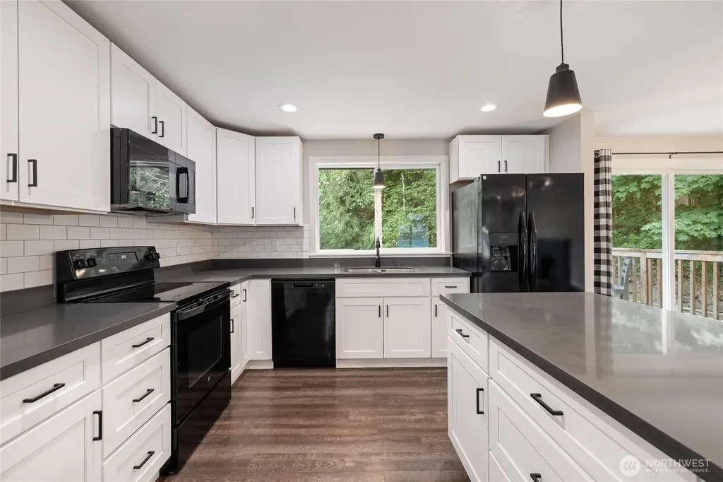 6906 43rd Street Ct NW Gig Harbor WA 98335
