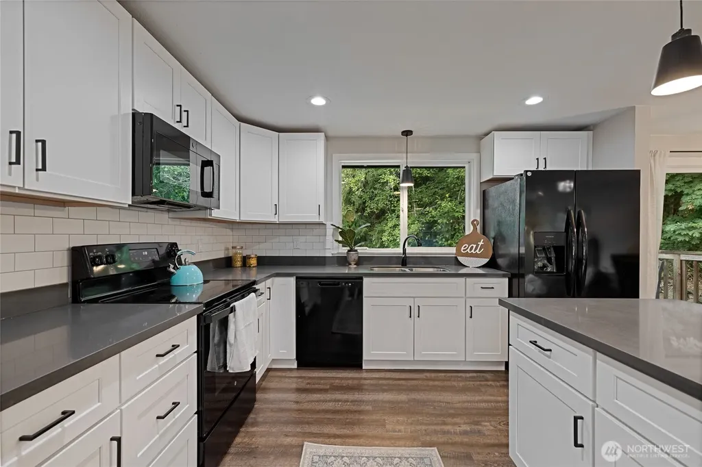 6906 43rd Street Ct NW Gig Harbor WA 98335