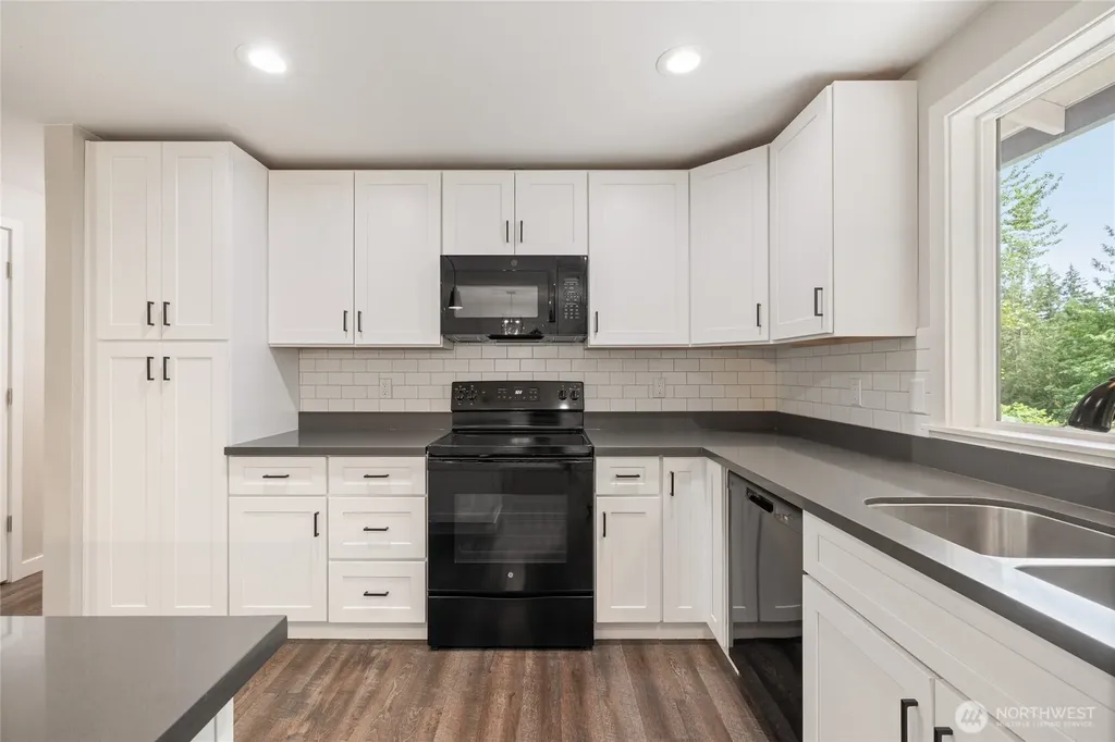 6906 43rd Street Ct NW Gig Harbor WA 98335