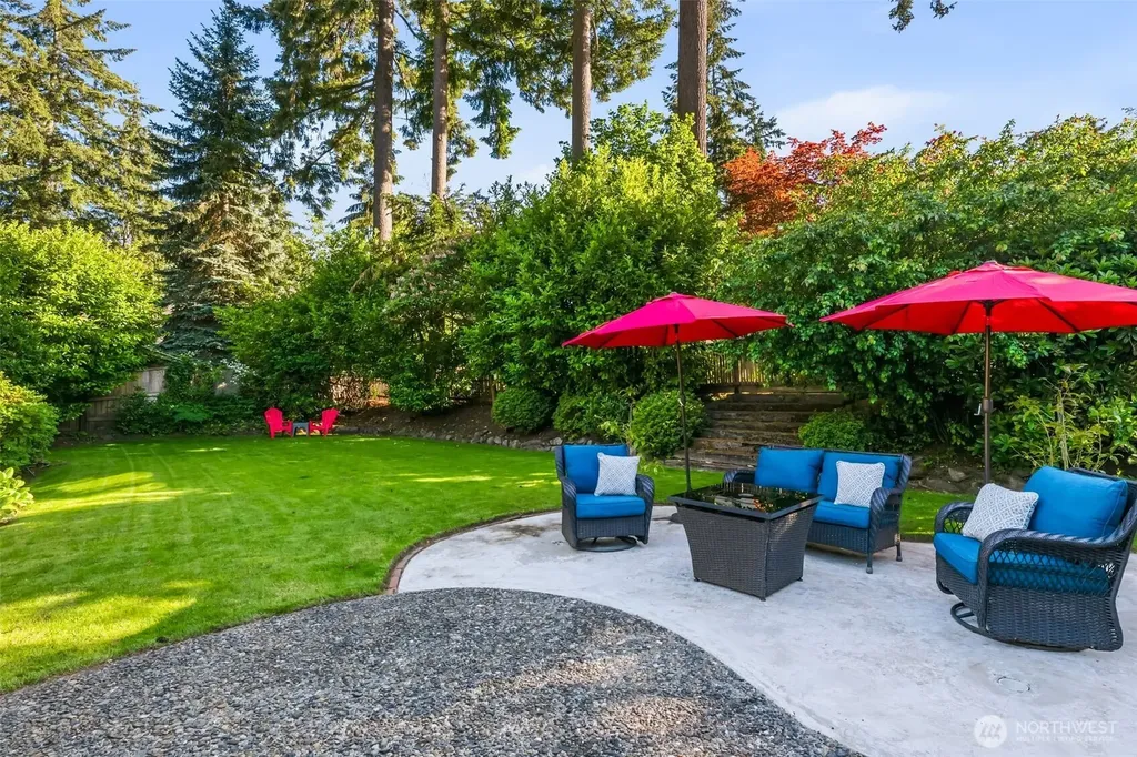 802 San Juan Avenue Fircrest WA 98466
