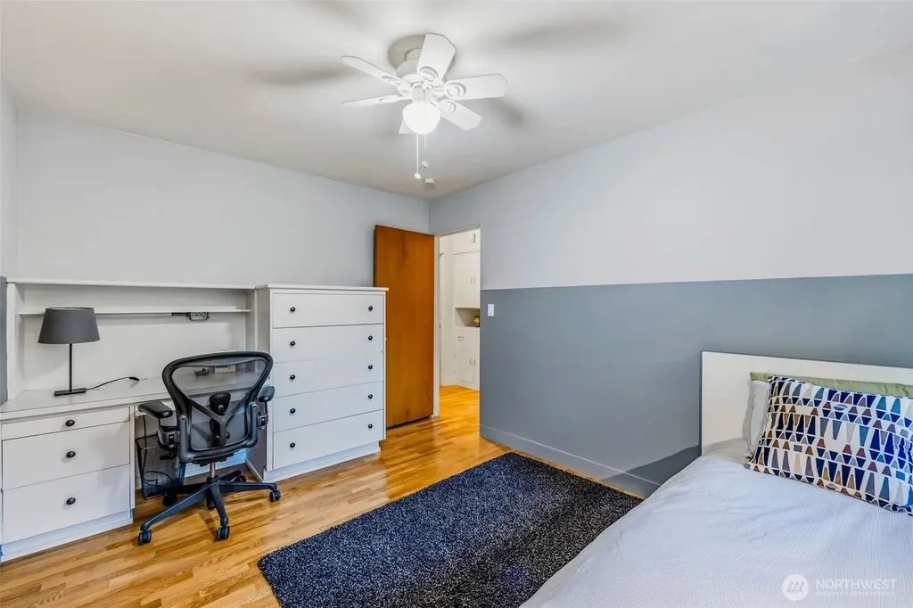 802 San Juan Avenue Fircrest WA 98466