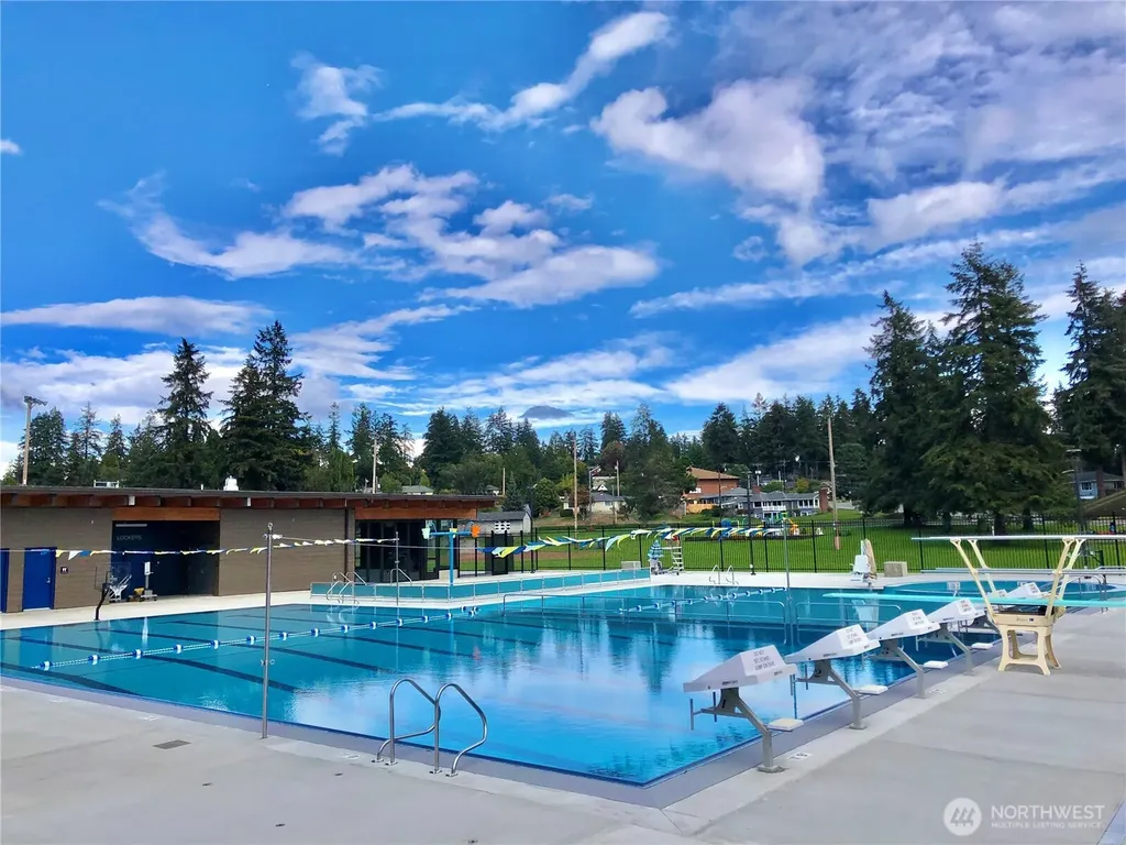 802 San Juan Avenue Fircrest WA 98466