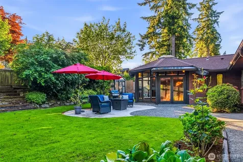 802 San Juan Avenue Fircrest WA 98466