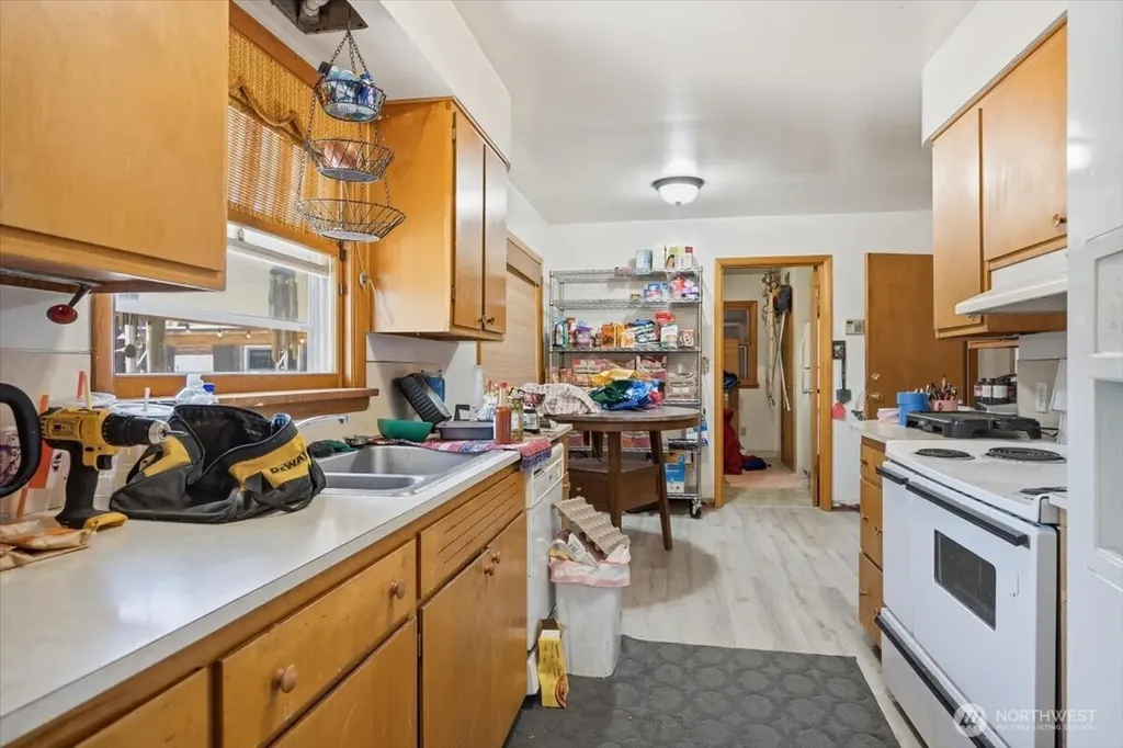 20 N Neel Street Kennewick WA 99336