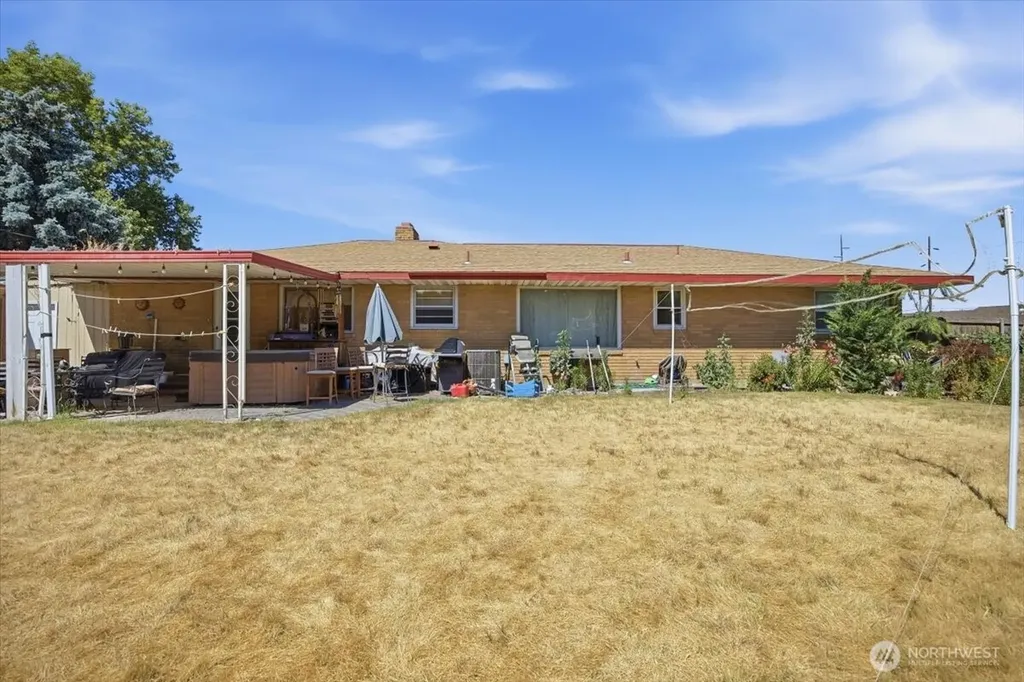 20 N Neel Street Kennewick WA 99336