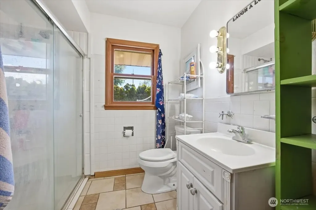 20 N Neel Street Kennewick WA 99336