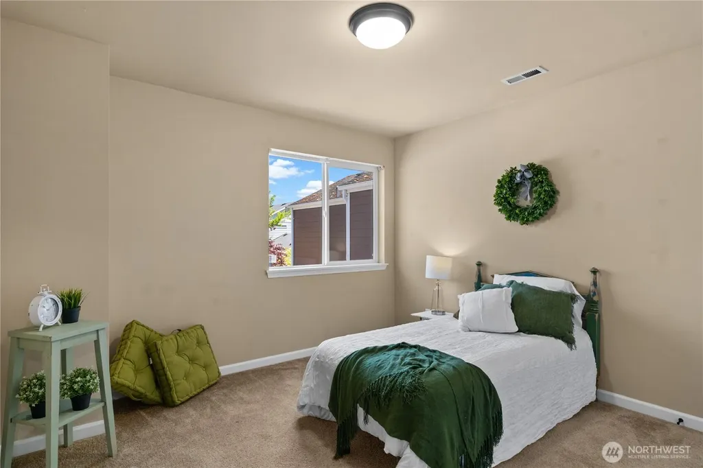 4538 Edgewater Boulevard NE Lacey WA 98516