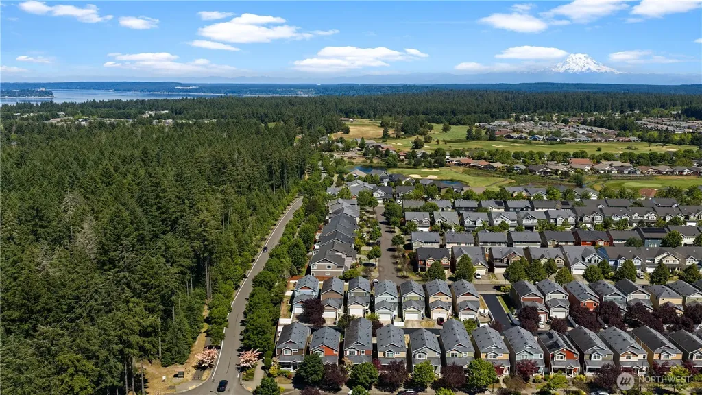 4538 Edgewater Boulevard NE Lacey WA 98516