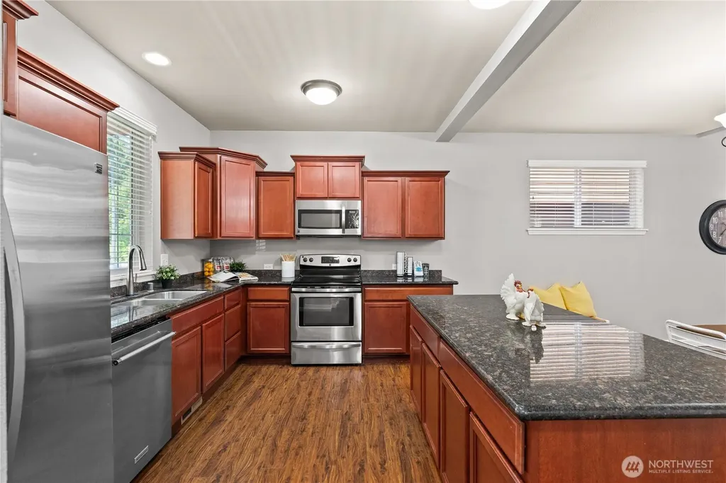 4538 Edgewater Boulevard NE Lacey WA 98516