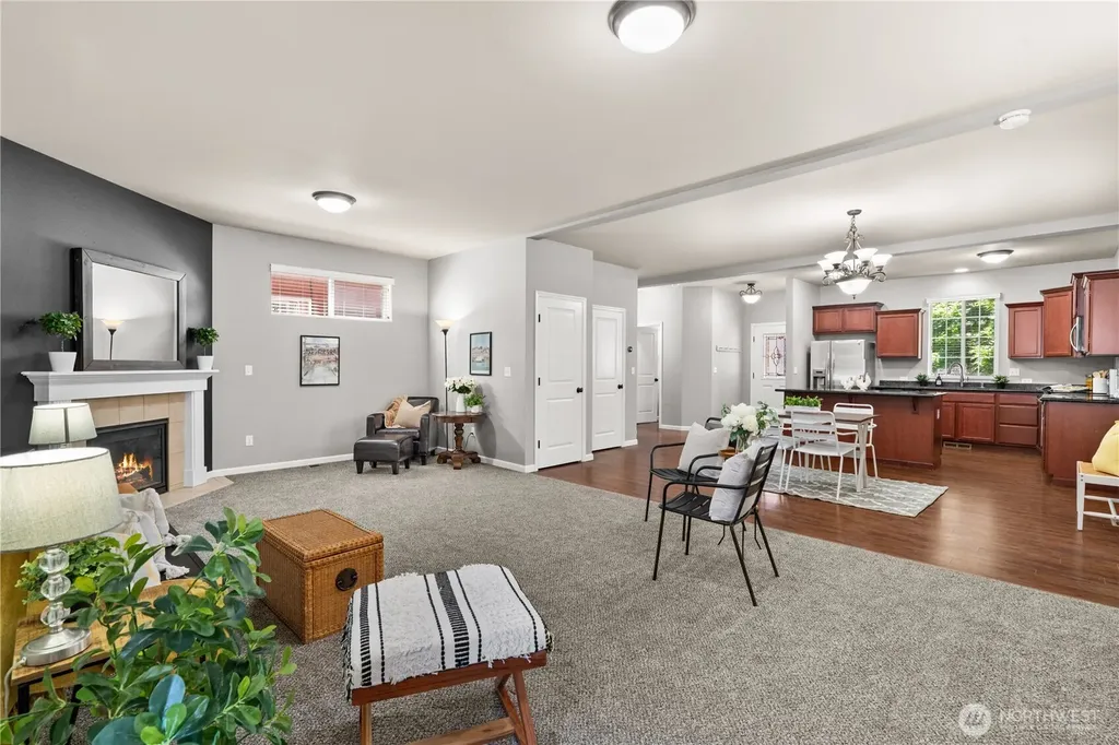 4538 Edgewater Boulevard NE Lacey WA 98516