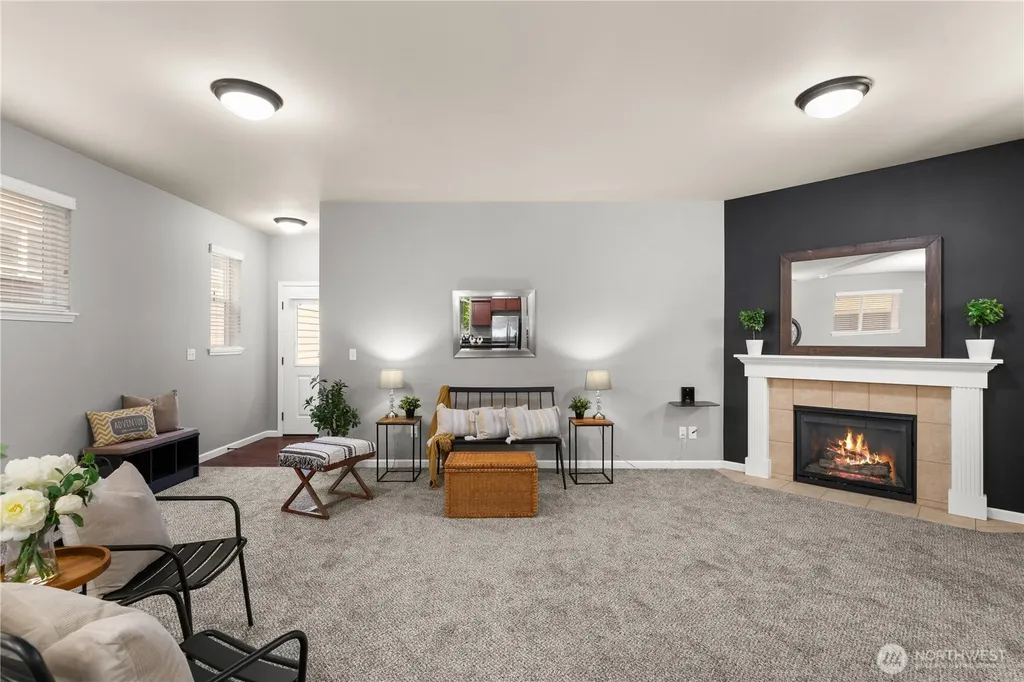 4538 Edgewater Boulevard NE Lacey WA 98516