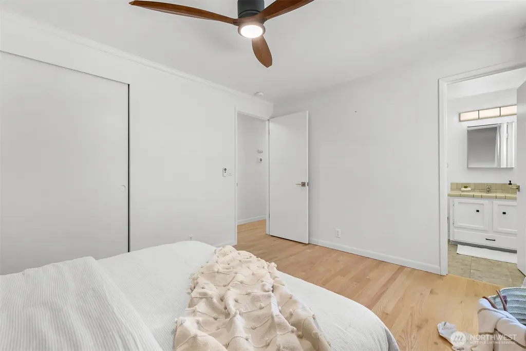 803 Timberlake Way Bellingham WA 98229