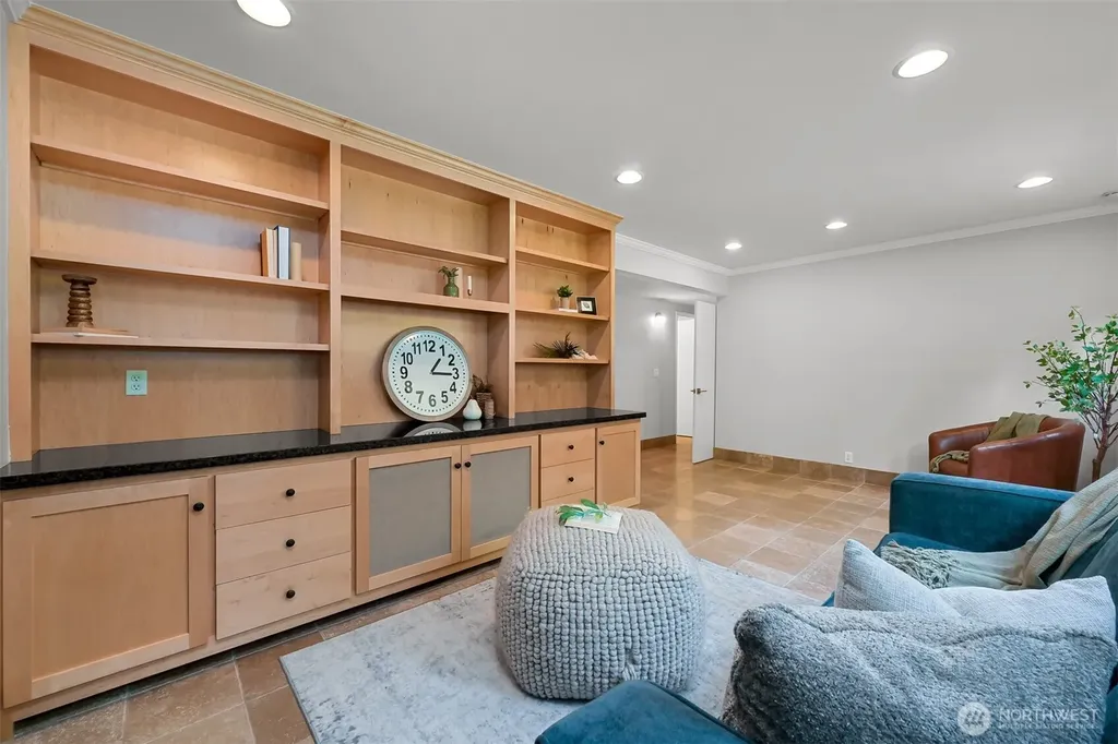 803 Timberlake Way Bellingham WA 98229