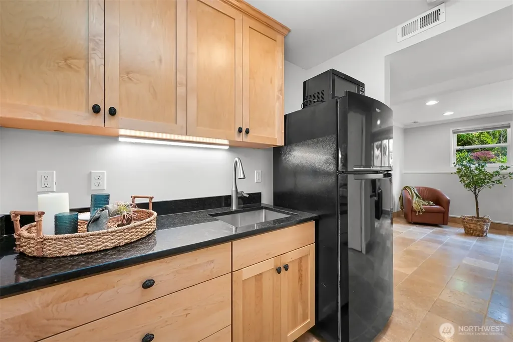 803 Timberlake Way Bellingham WA 98229