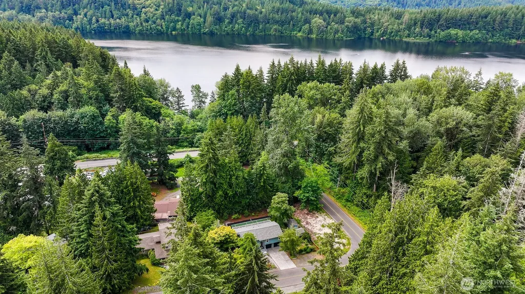 803 Timberlake Way Bellingham WA 98229