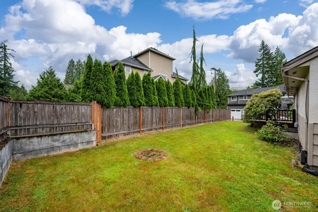 13804 Redmond Way Redmond WA 98052