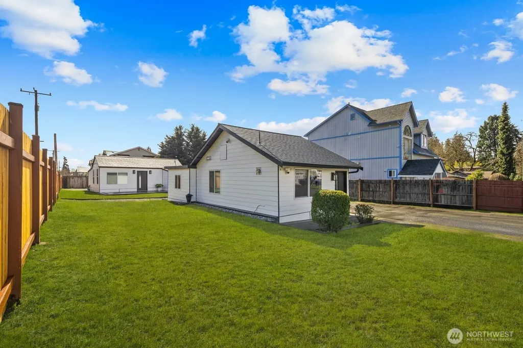 1747 NE 147th Street Shoreline WA 98155
