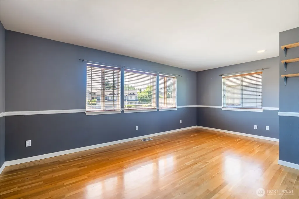 30334 121st Place SE Auburn WA 98092