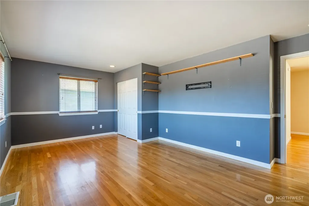 30334 121st Place SE Auburn WA 98092
