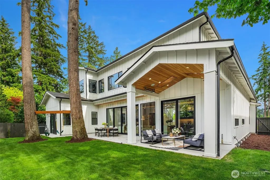 16626 SE 27th Bellevue WA 98008