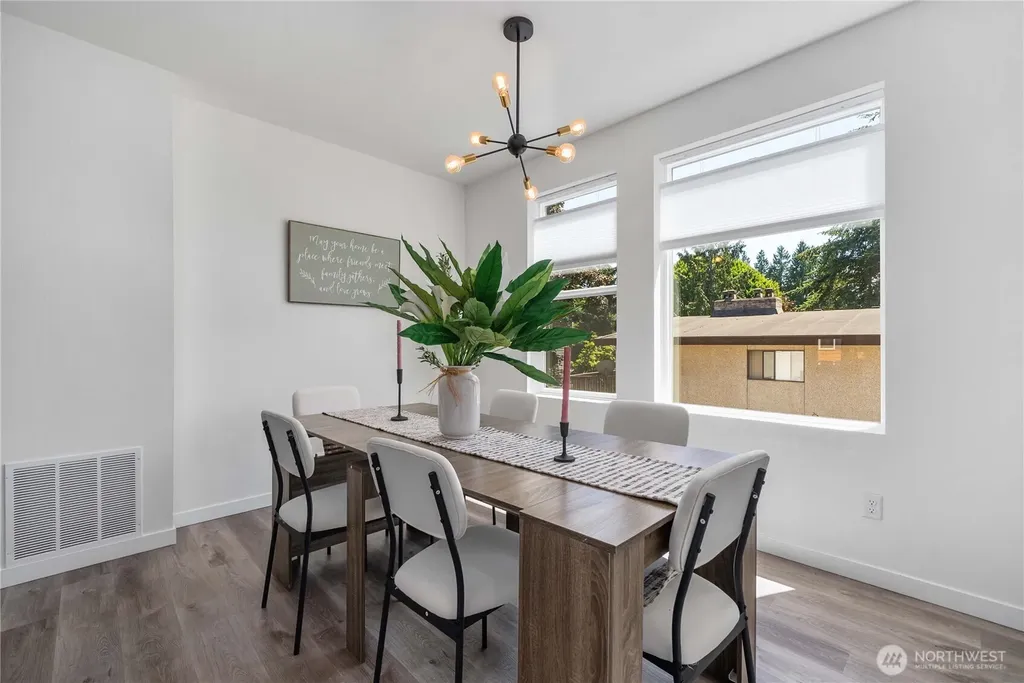 15612 8th Avenue SW Burien WA 98166