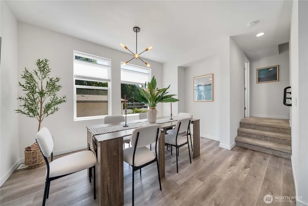 15612 8th Avenue SW Burien WA 98166