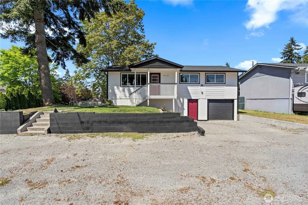8418 S Thompson Avenue Tacoma WA 98444