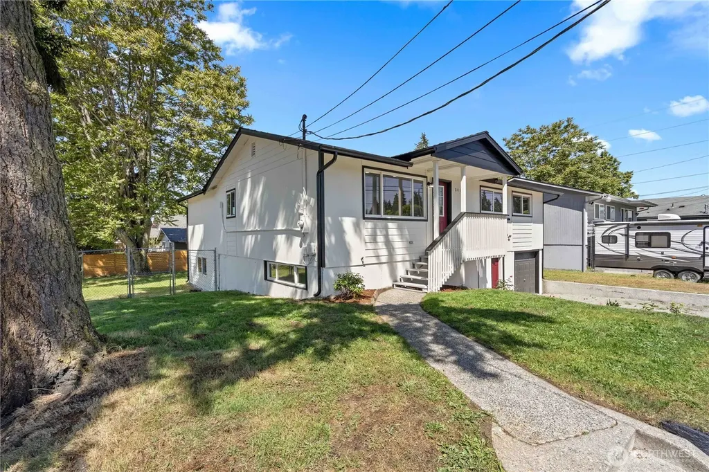 8418 S Thompson Avenue Tacoma WA 98444