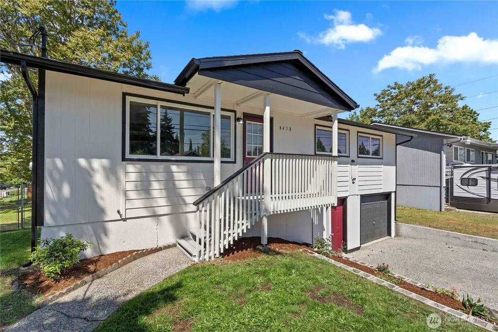 8418 S Thompson Avenue Tacoma WA 98444
