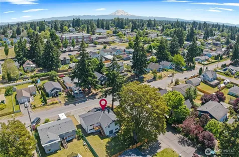 8418 S Thompson Avenue Tacoma WA 98444