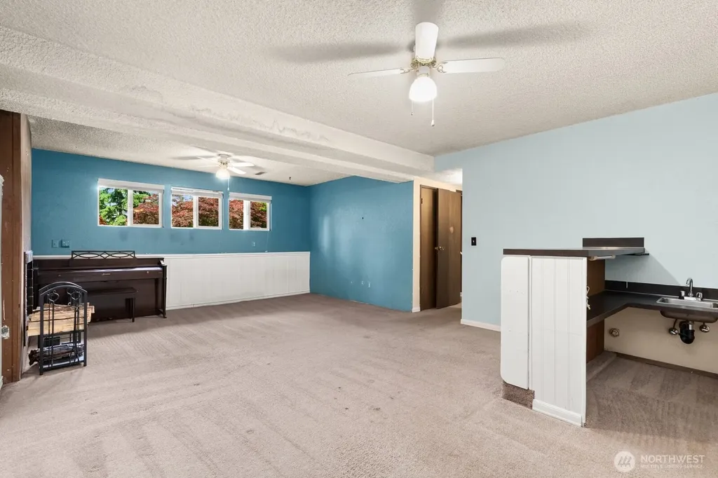 9107 NE 142nd Way Kirkland WA 98034